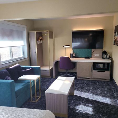 Best Western Plus Altoona Inn Bagian luar foto